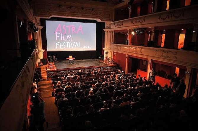Astra Film Festival  are loc în aer liber şi online