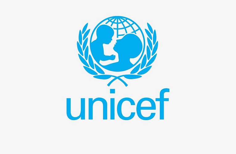 Poziția UNICEF privind identitatea de gen