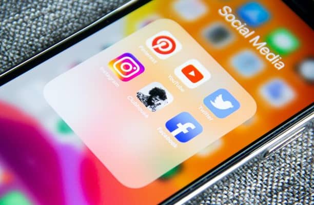 Instagram pregăteşte măsuri de protecţie a adolescenţilor