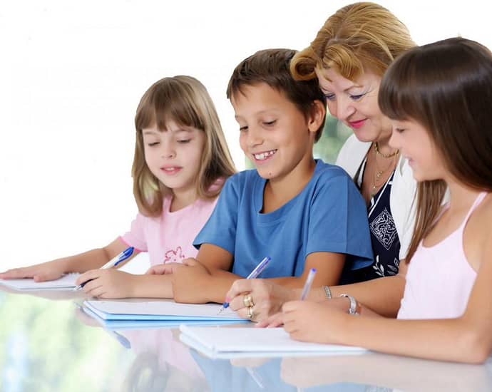 stiri recente din educatie