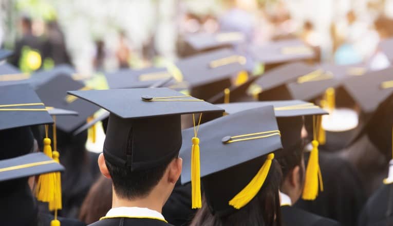 Brexitul schimbă condițiile pentru studenții români